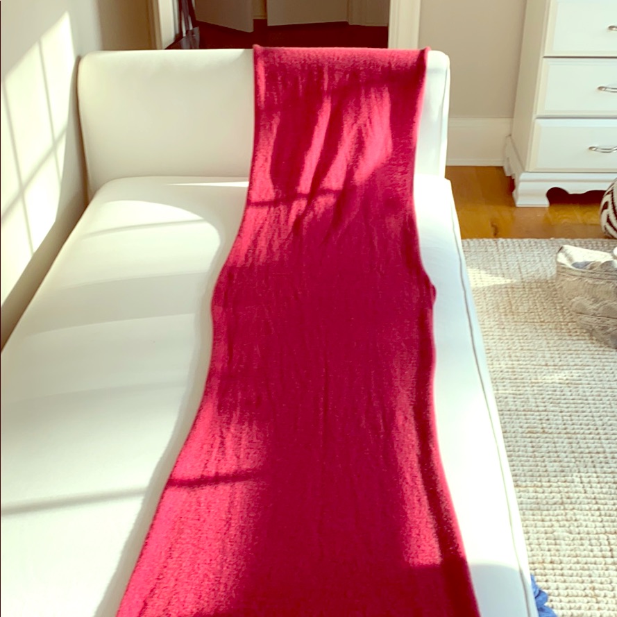 Stunning Cashmere Wrap/ Scarf